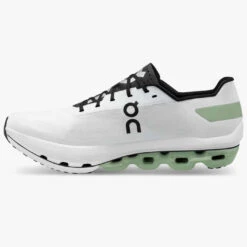 On Running Scarpe On Cloudboom Echo - Bianco Nero 11 On Running Scarpe On Cloudboom Echo - Bianco Nero -On Running on cloudboom echo wht 22 s3 hr