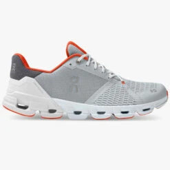 On Running Scarpe On Cloudflyer - Grigio