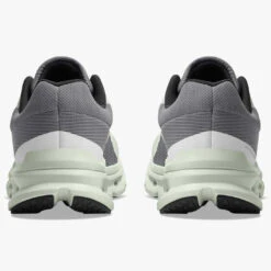 On Running Scarpe Donna On Cloudrunner - Verde Grigio -On Running on cloudrunner w shoes frost 22 s4 hr